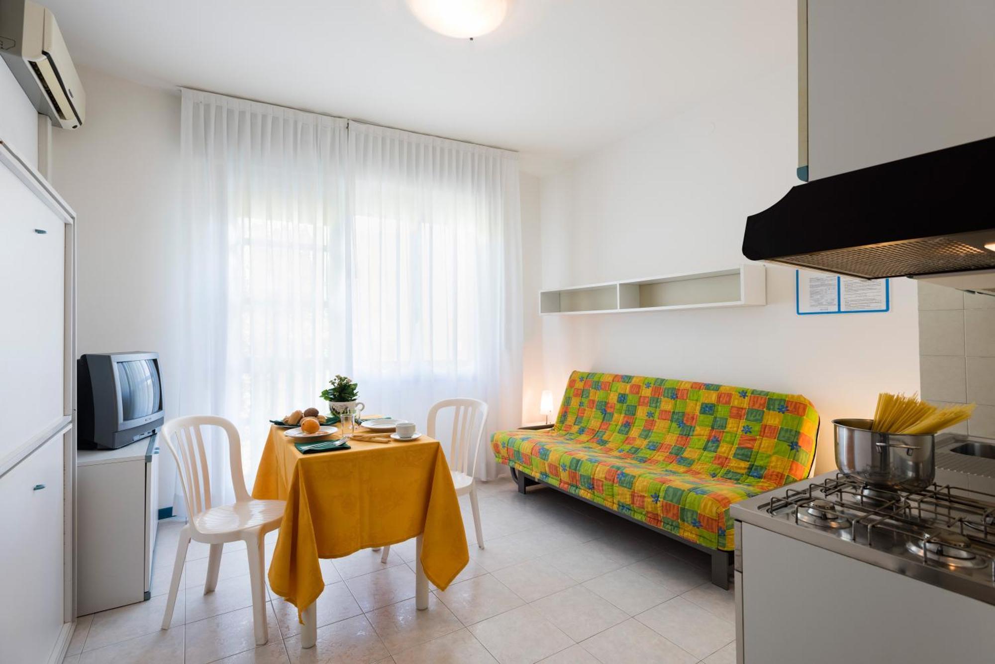 ביביונה Aparthotel Pineda מראה חיצוני תמונה