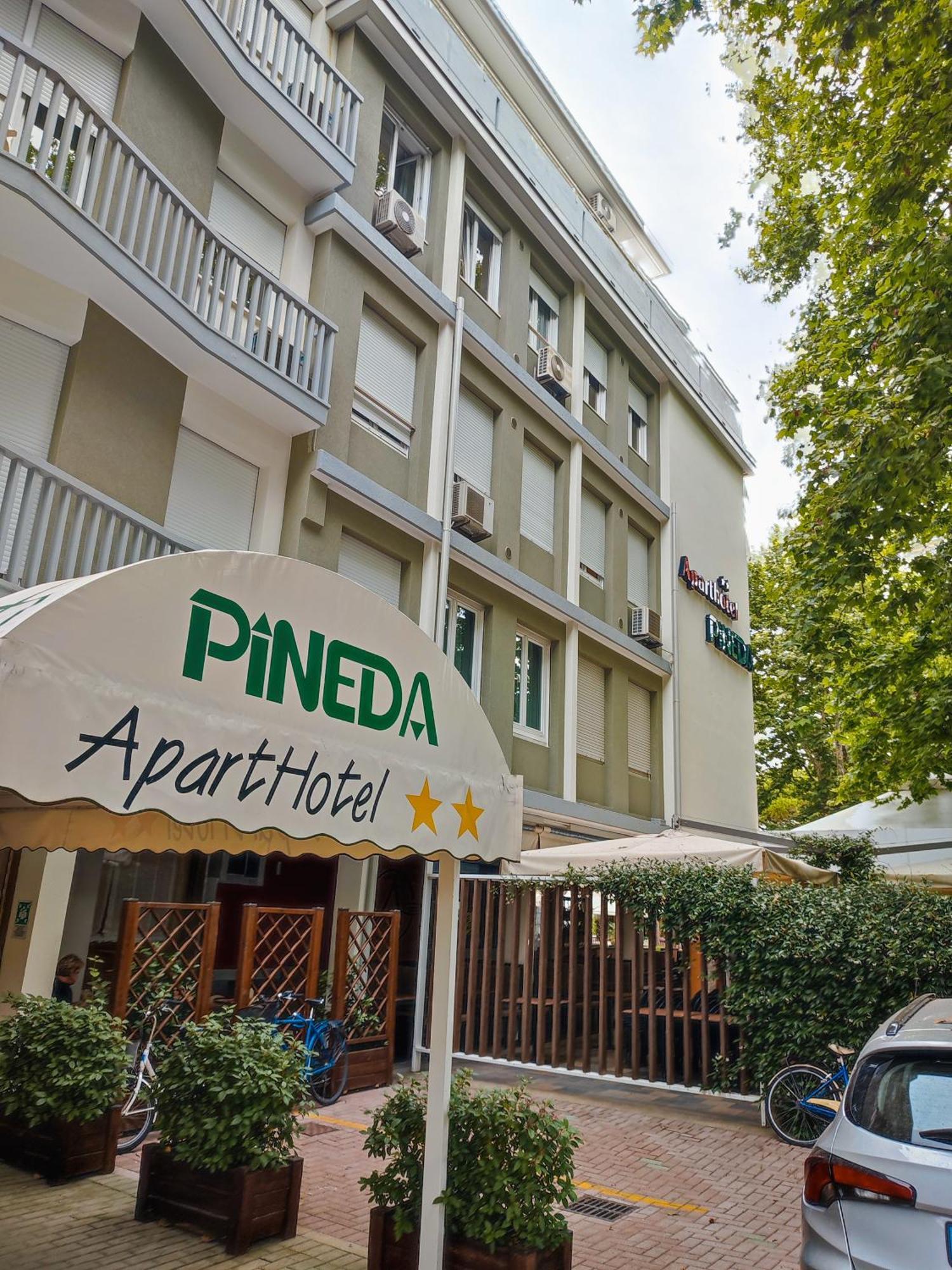 ביביונה Aparthotel Pineda מראה חיצוני תמונה